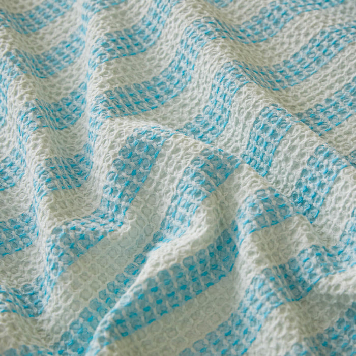 Ownkoti Textured Plaid Woven Bedspread with Scalloped Edge - image 3